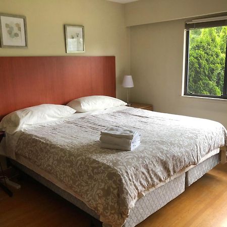 Comfort Cottage Guest House Near Subway Station, Bus And Downtown Βανκούβερ Εξωτερικό φωτογραφία